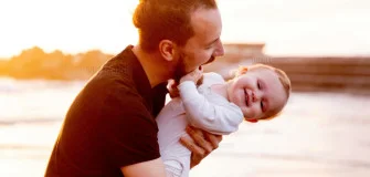 Gifts for Dads with Babies: 28 Original and Useful Ideas