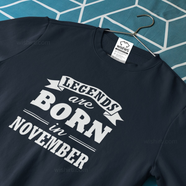 Sweatshirt Legends are Born in - Mês Personalizado