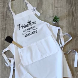 Avental Princesses are born in Mês Personalizável Rapariga