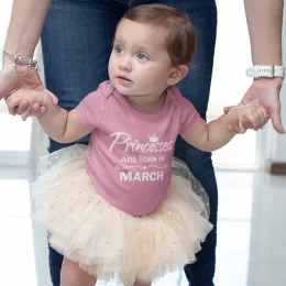 Babygrow Princesses are born in Mês Personalizável
