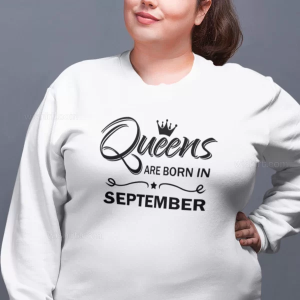 Sweatshirt Tamanho Grande Queens are born in Mês Editável Sweatshirt Tamanho Grande Queens are born in Mês Editável