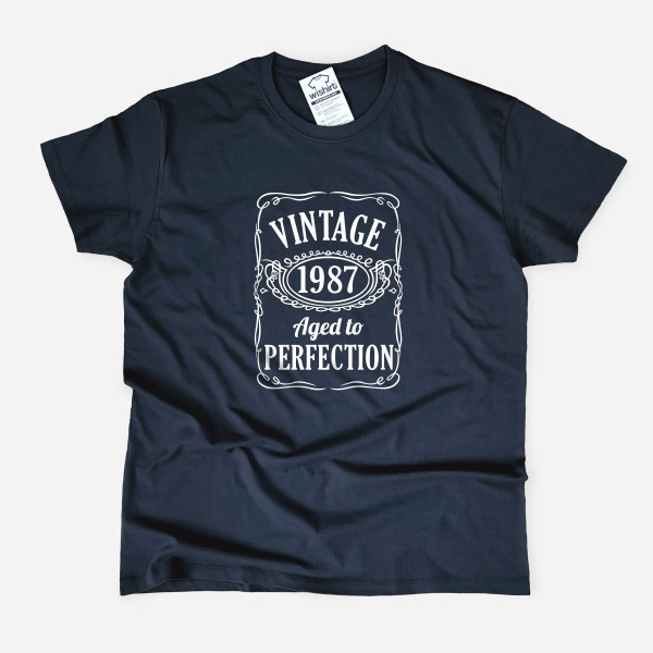 T-shirt Tamanho Grande Vintage Aged to Perfection