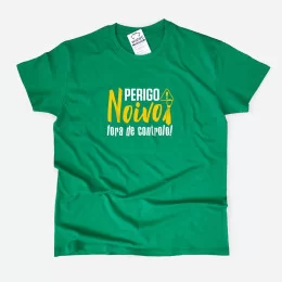 Perigo Noivo Fora de Controlo Large Size T-shirt