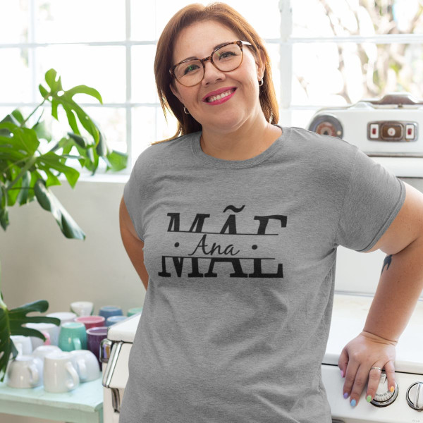 T-shirt para Mãe Personalizada com os Nomes dos Filhos