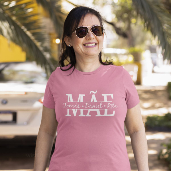 T-shirt para Mãe Personalizada com os Nomes dos Filhos