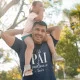 Este Pai Pertence T-shirt - Customizable Child Names Este Pai Pertence T-shirt - Customizable Child Names