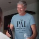 Este Pai Pertence T-shirt - Customizable Child Names Este Pai Pertence T-shirt - Customizable Child Names
