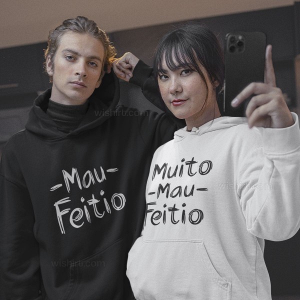 Sweatshirt com Capuz Muito Mau Feitio