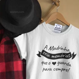 A Madrinha Cria Memórias T-shirt