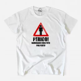 T-shirt Tamanhos Grandes Perigo Namorado Ciumento por Perto