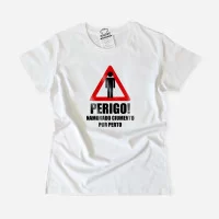 Perigo Namorado Ciumento por Perto T-shirt for Girlfriend