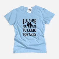 T-shirt Ele Bebe por Três para Mulher