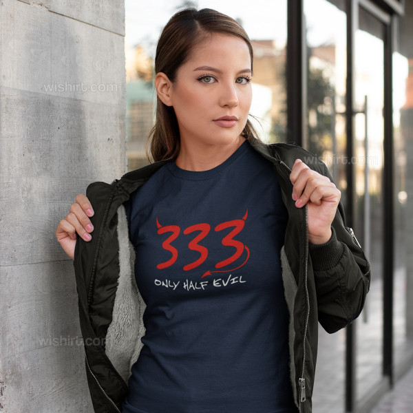 T-shirt de Manga Comprida 333 Only Half Evil para Mulher