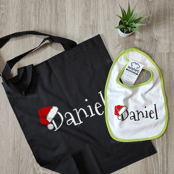 Babete Gorro Pai Natal com Nome Personalizável Babete Gorro Pai Natal com Nome Personalizável