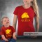 Conjunto de duas T-shirts The Queen The Future King / Queen Mãe Bebé